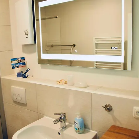 Boeddeker, Lidia Und Dieter Gm 69137 Apartman *